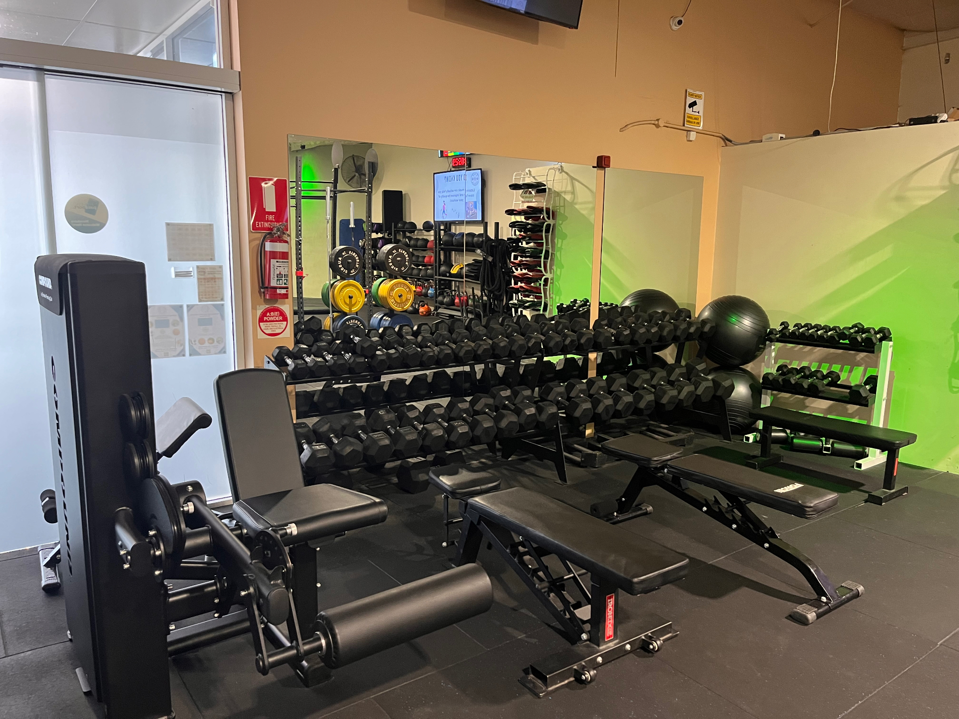 Full dumbbell rack and benches